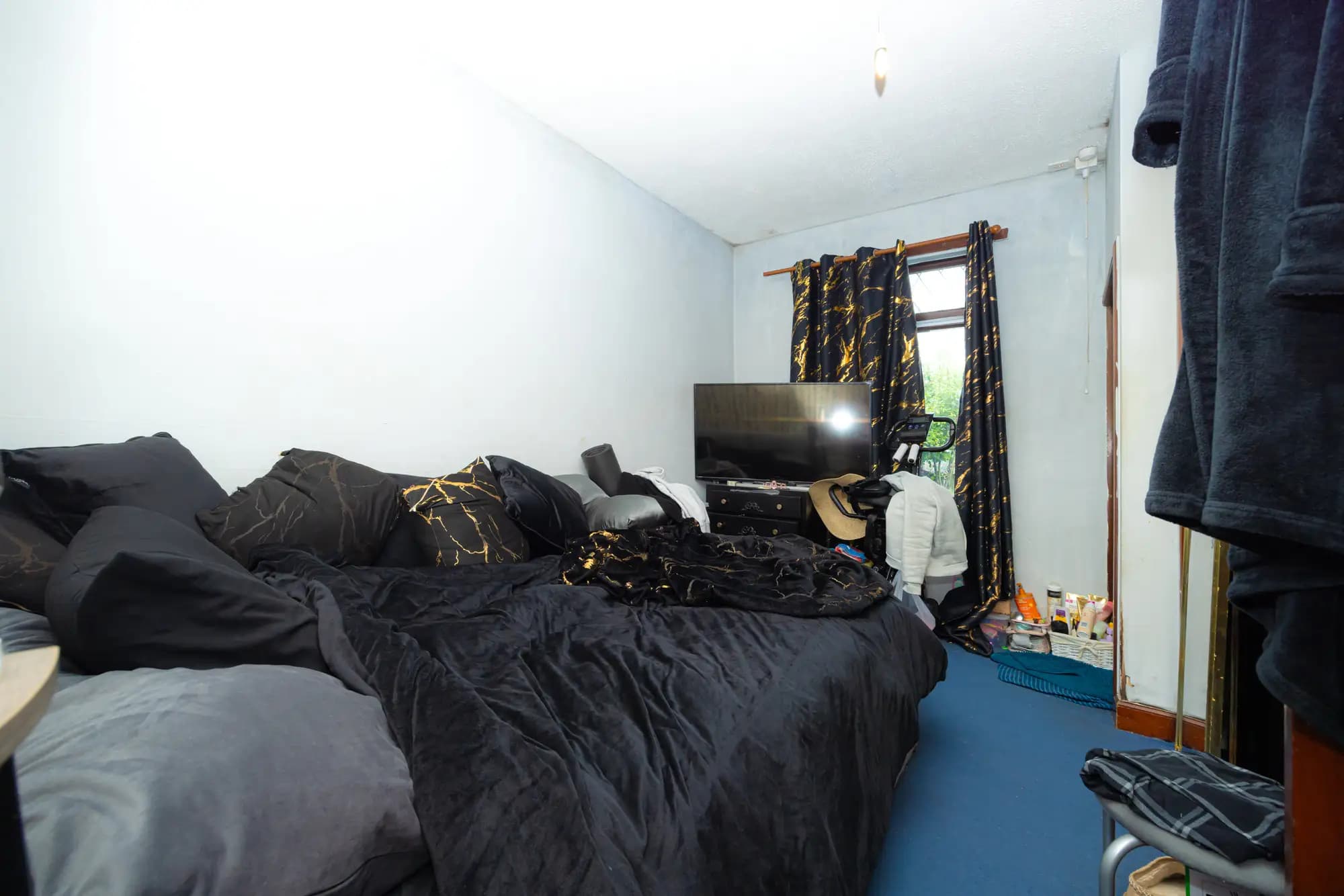 property photo 13 of 24