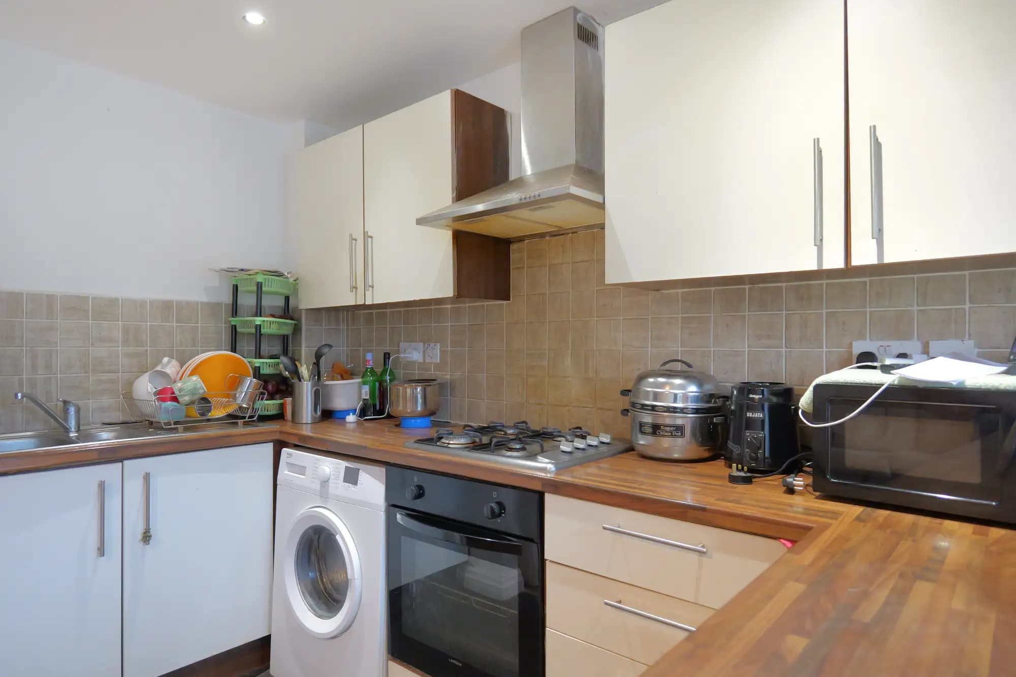 property photo 6 of 24