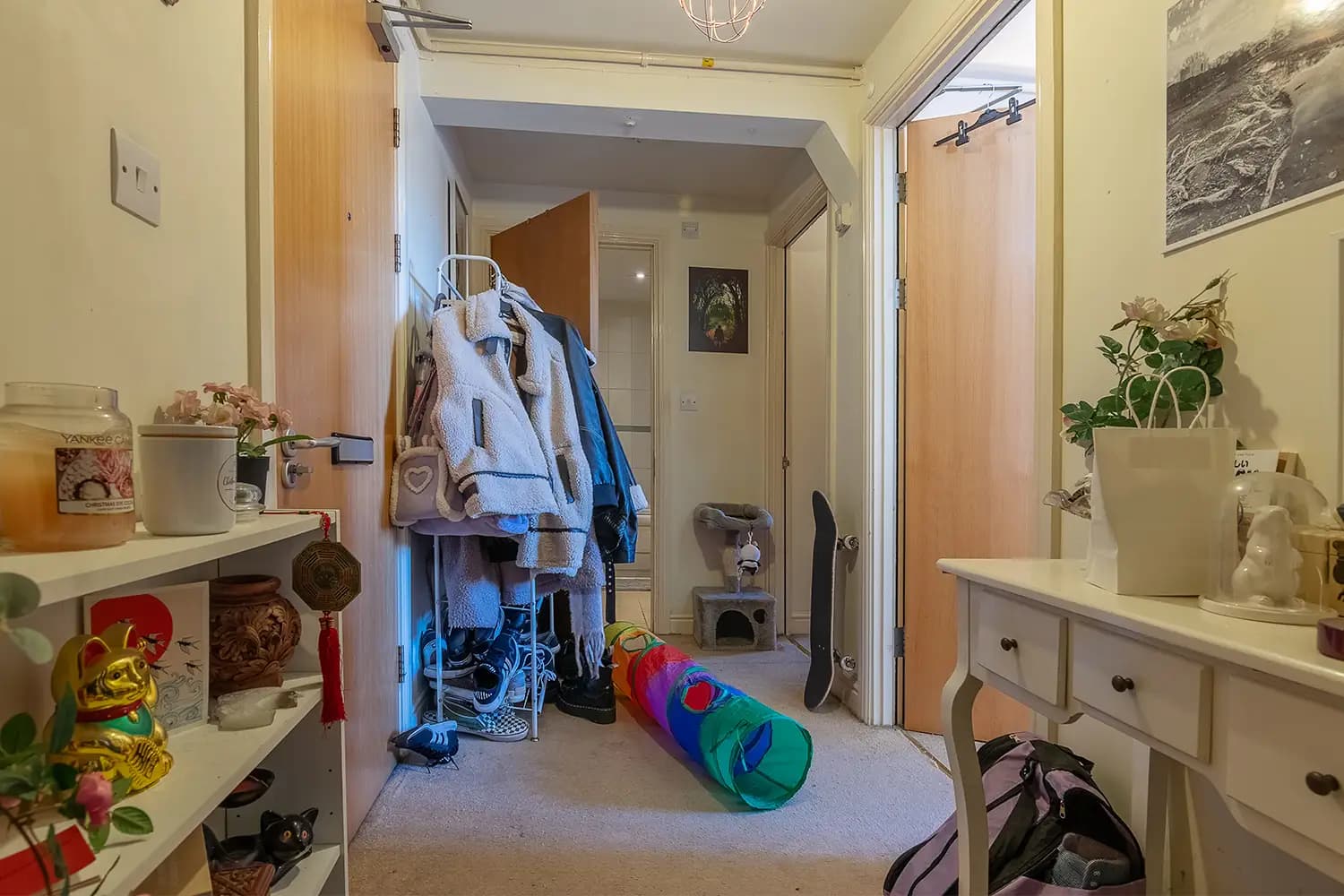 property photo 17 of 28