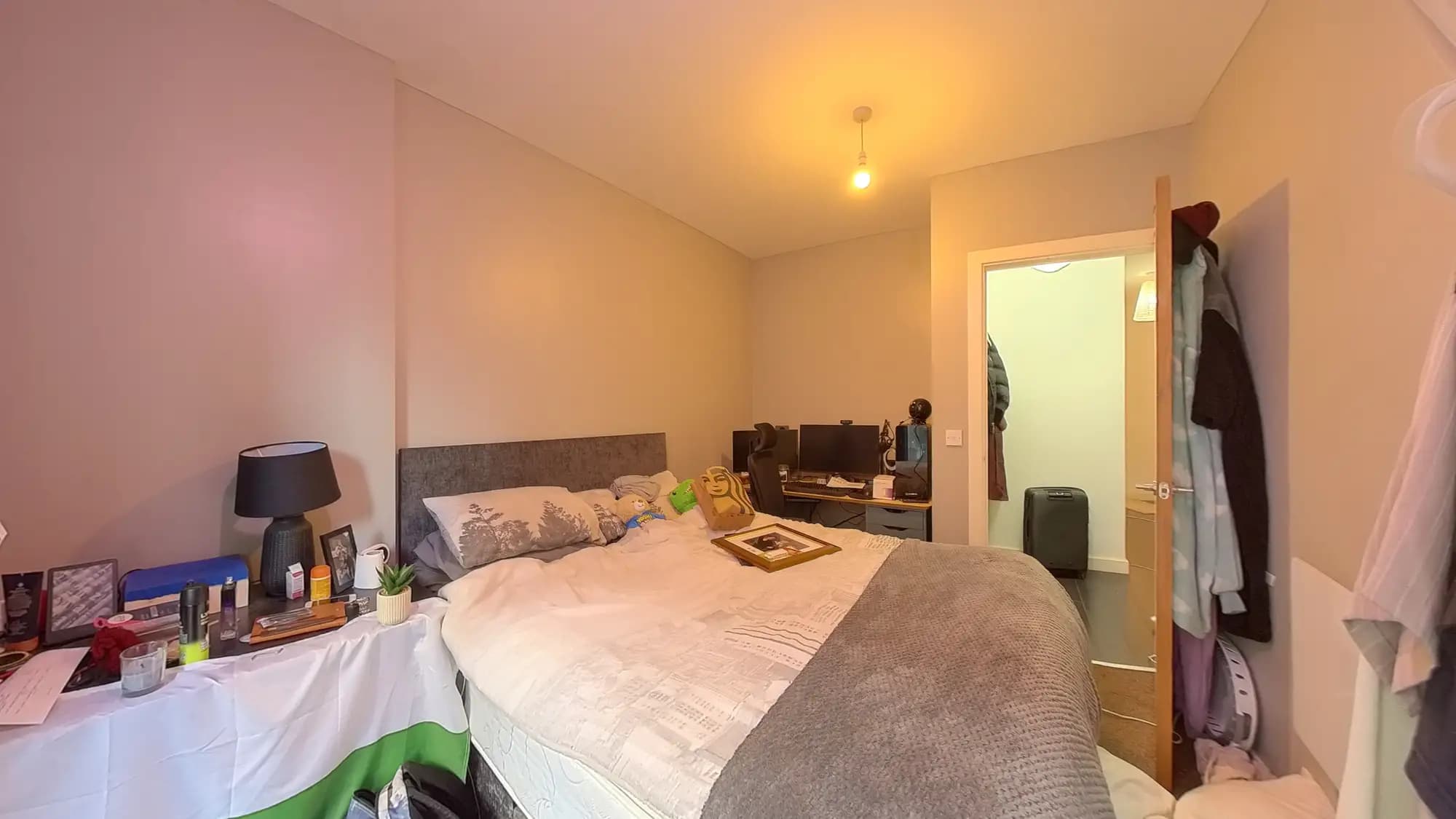 property photo 12 of 17