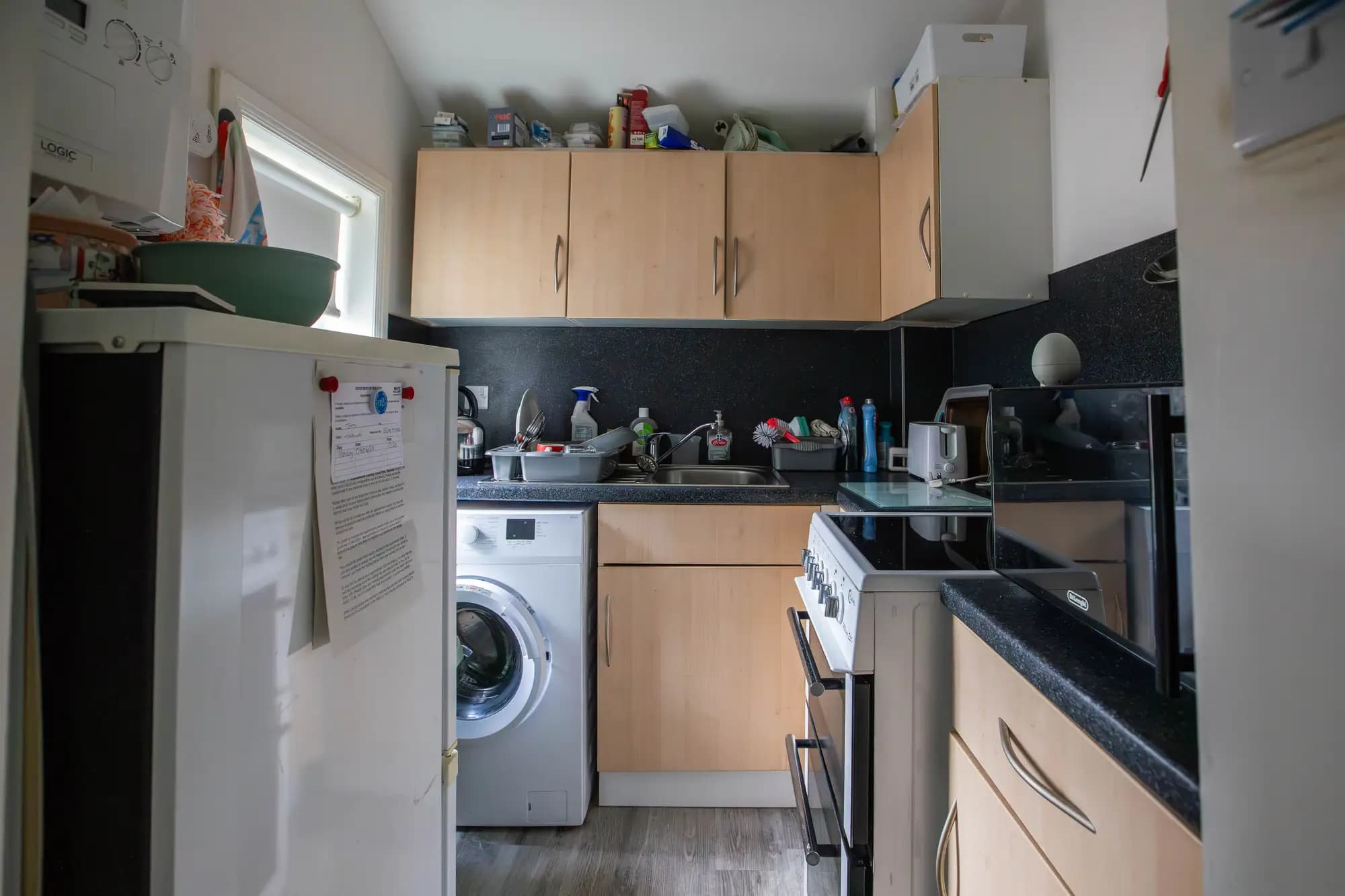property photo 6 of 16