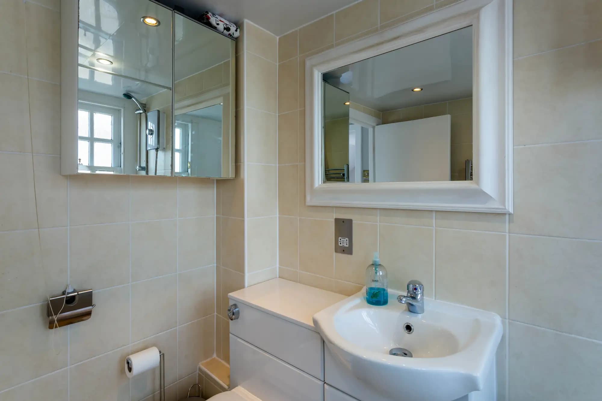 property photo 14 of 30