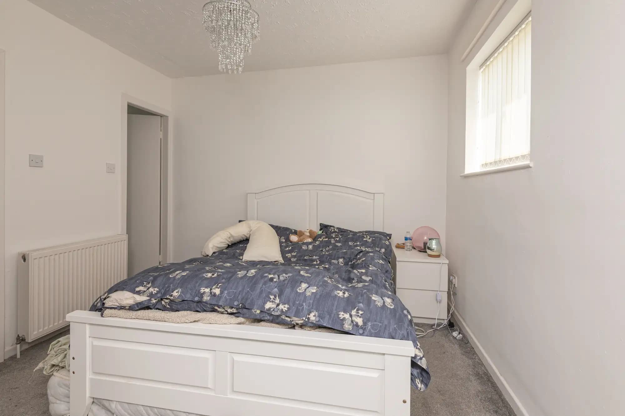 property photo 17 of 33