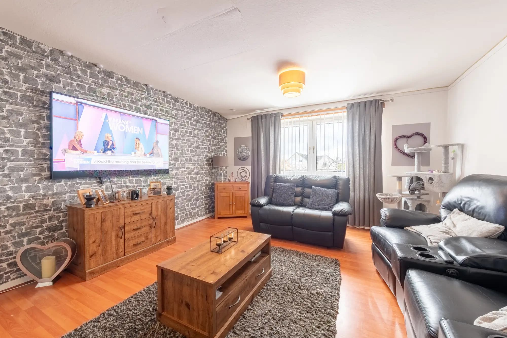 property photo 3 of 37