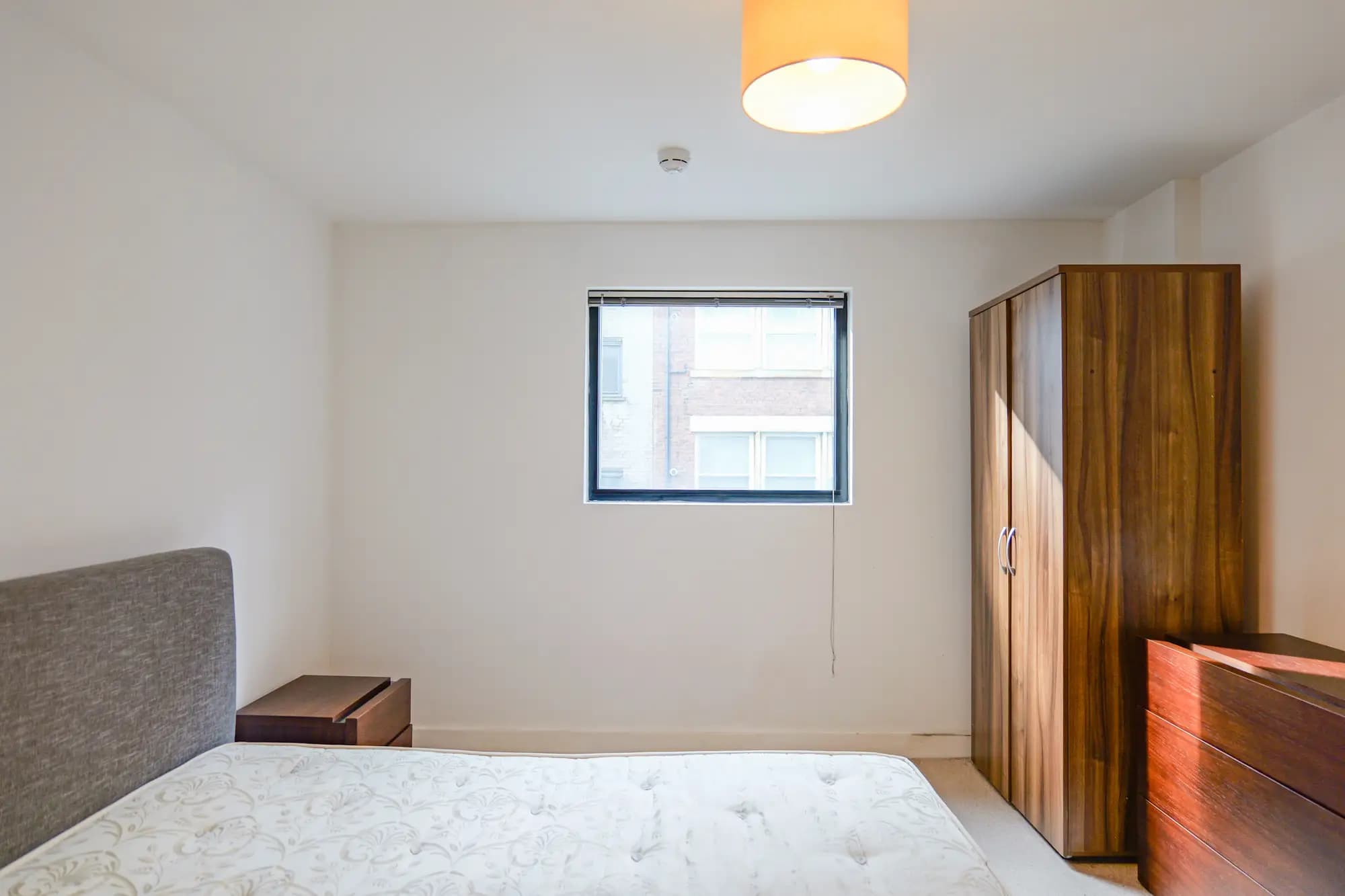 property photo 7 of 20