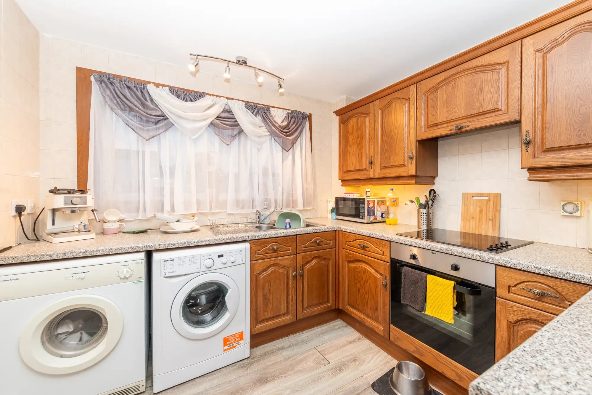 property photo 10 of 37