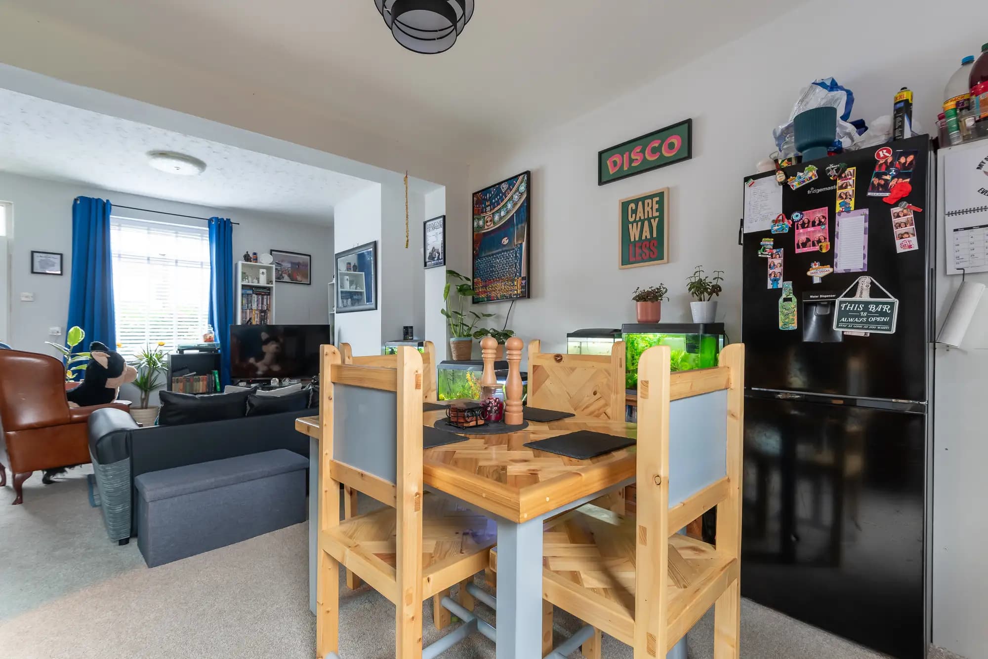 property photo 6 of 18
