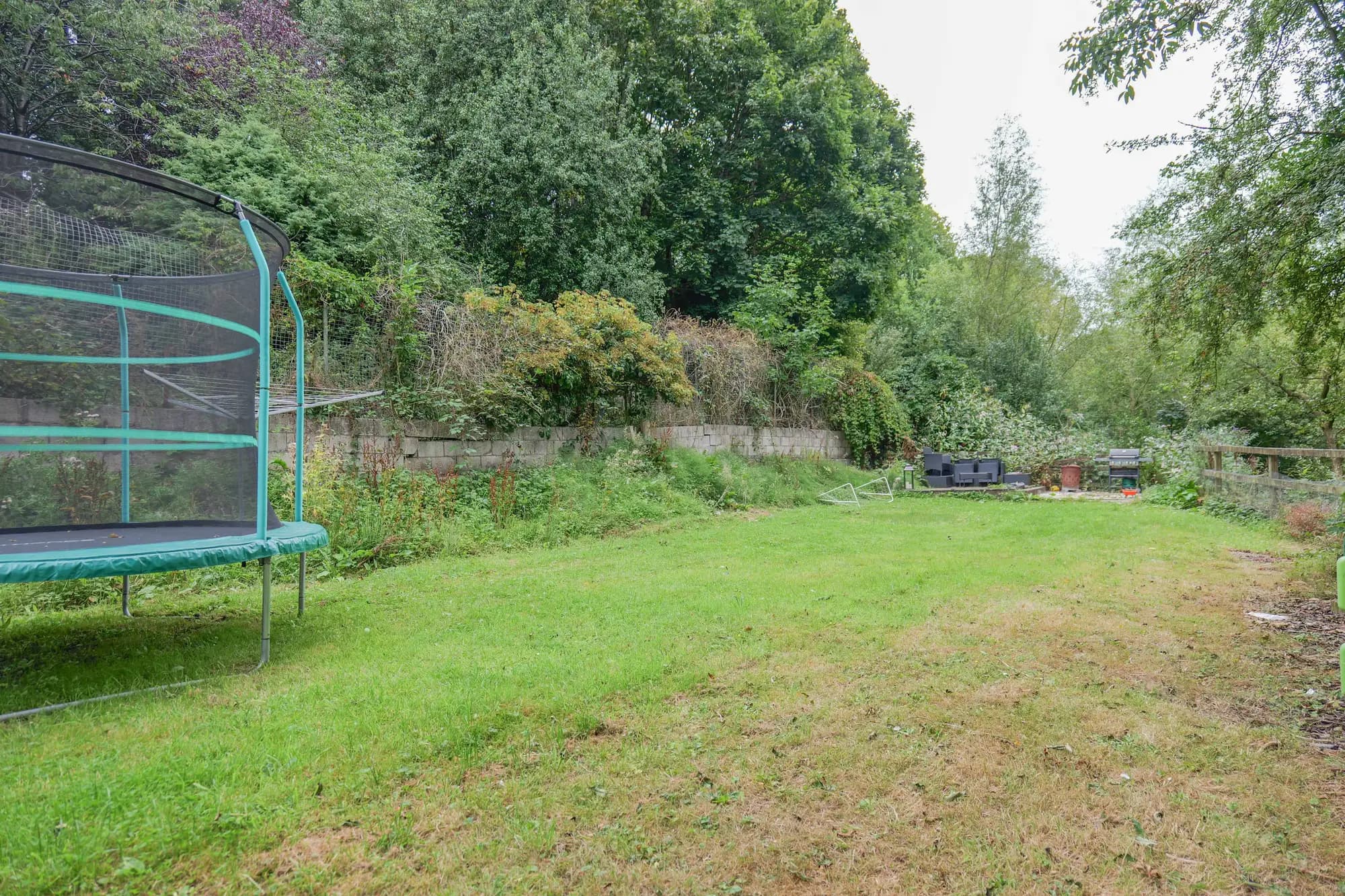 property photo 25 of 27
