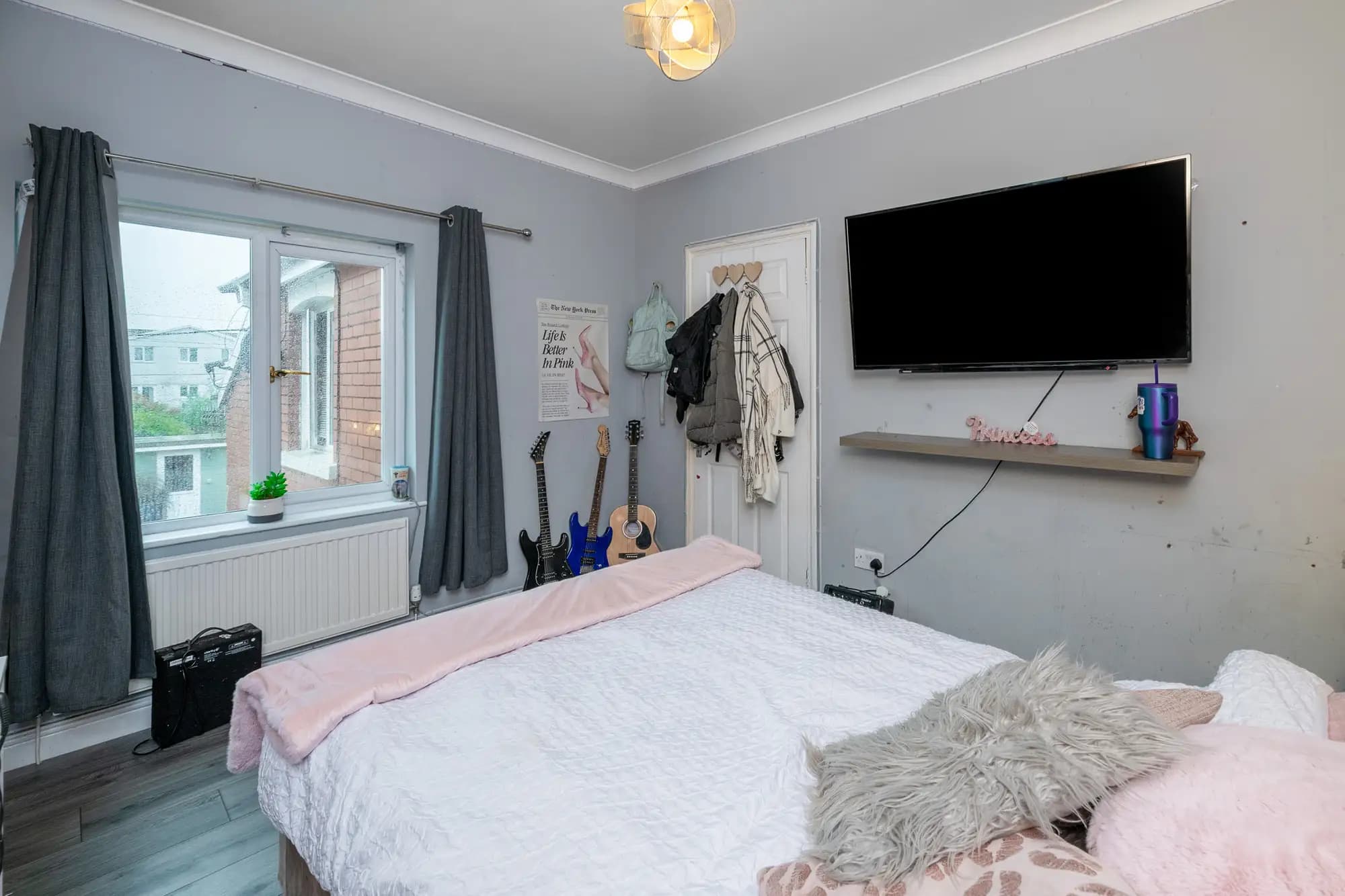 property photo 23 of 32