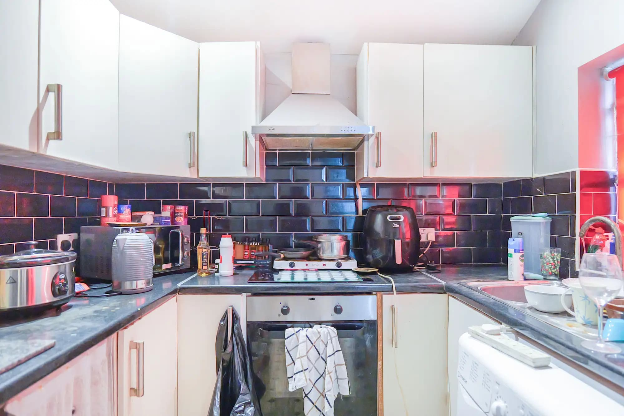 property photo 6 of 19