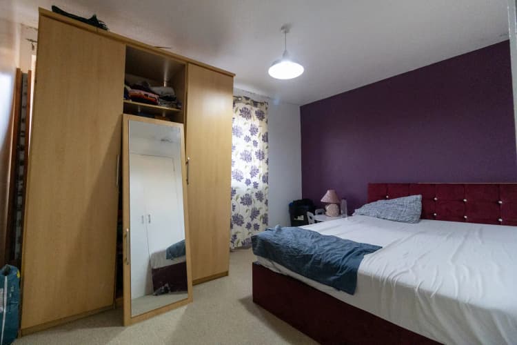 property photo 20 of 35