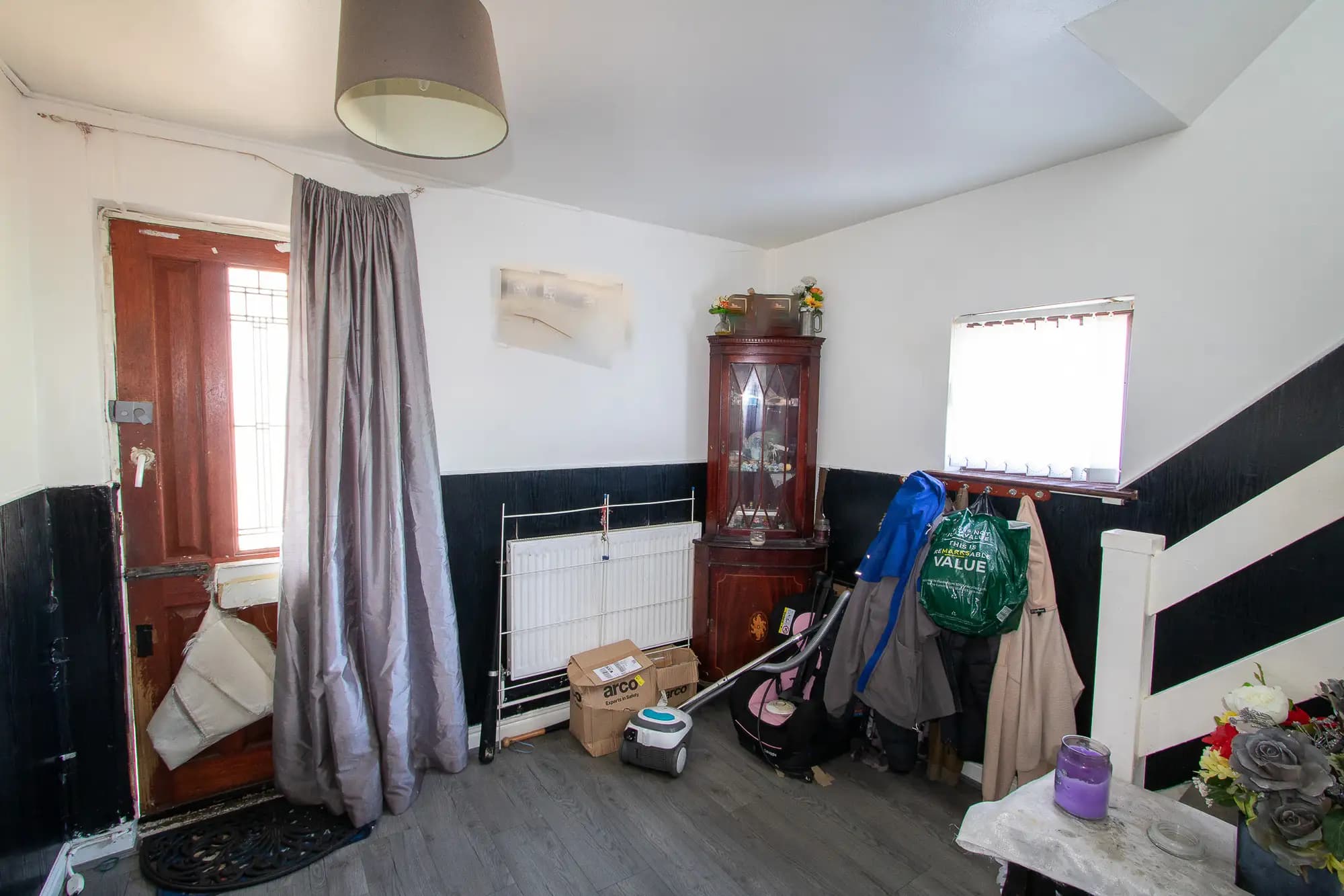 property photo 7 of 25