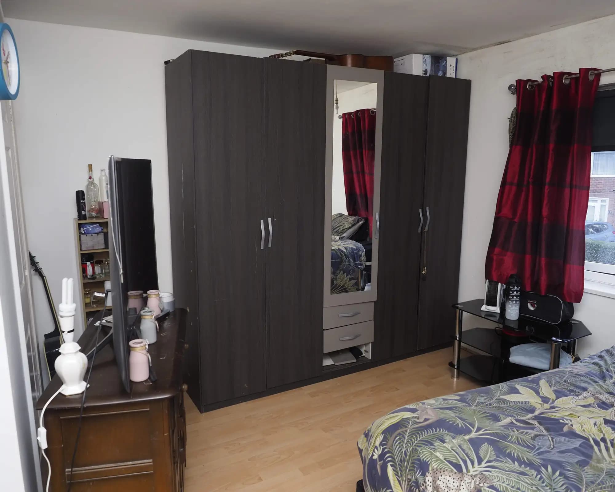 property photo 14 of 23