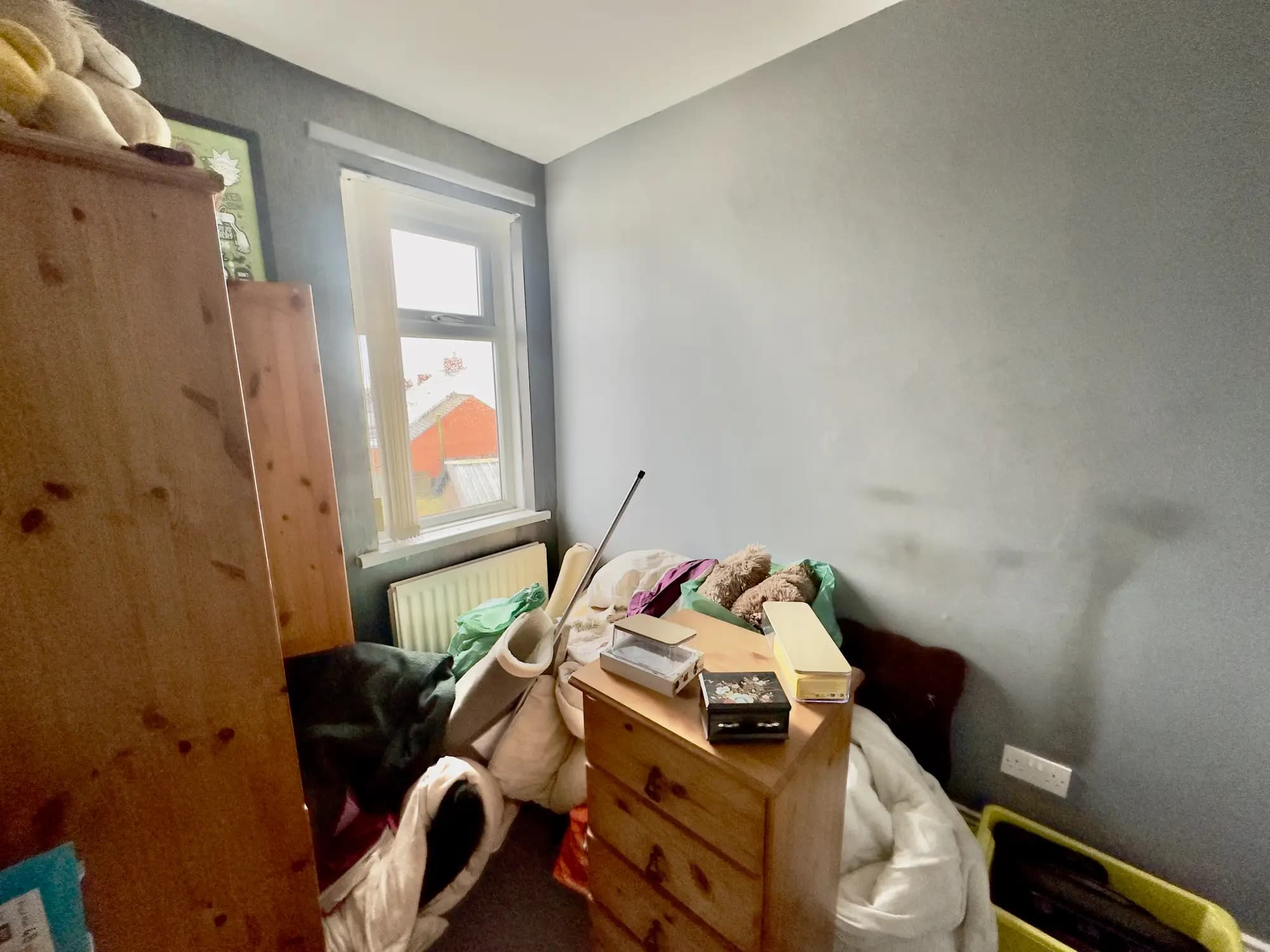 property photo 20 of 31