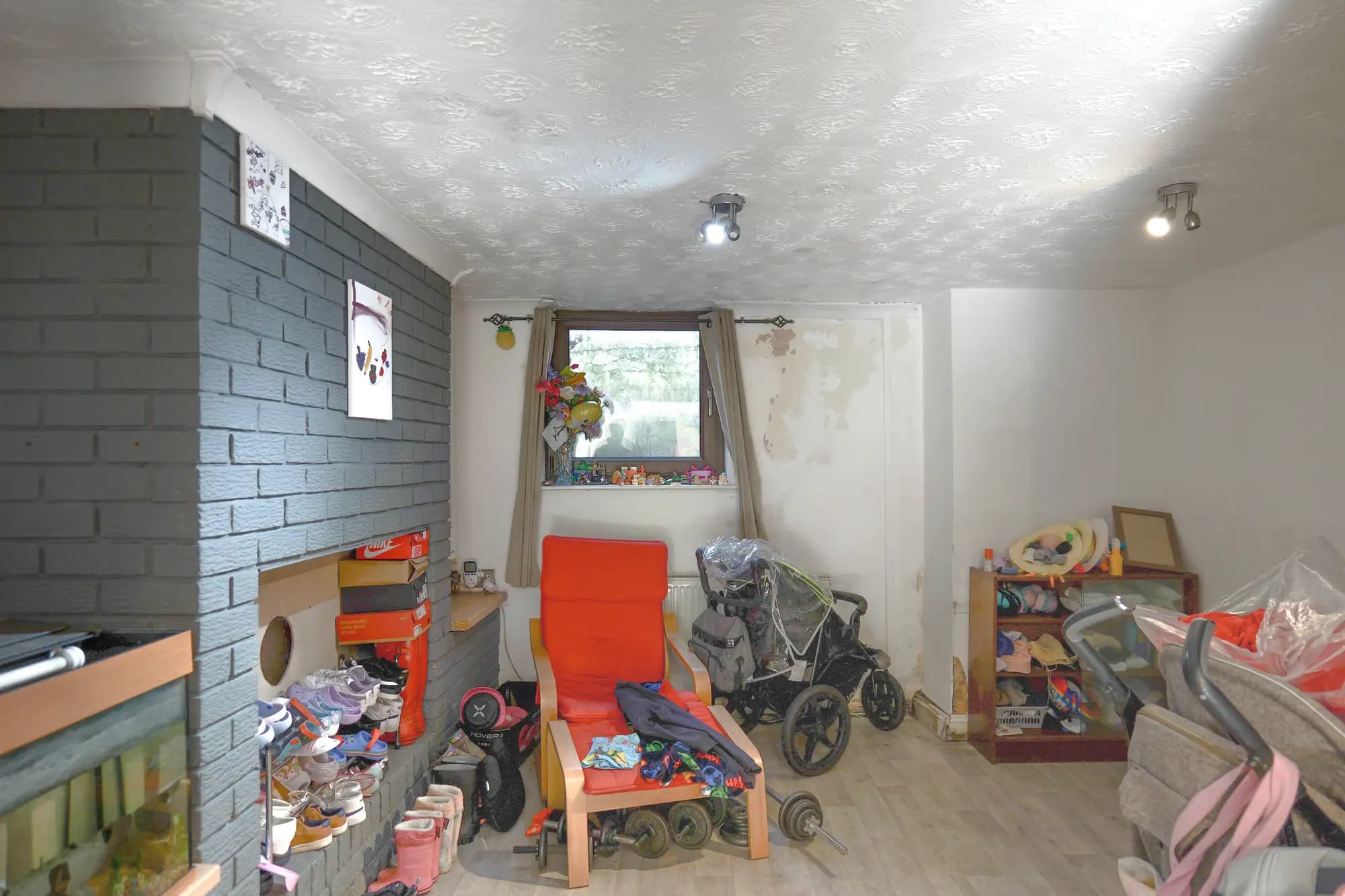 property photo 17 of 26