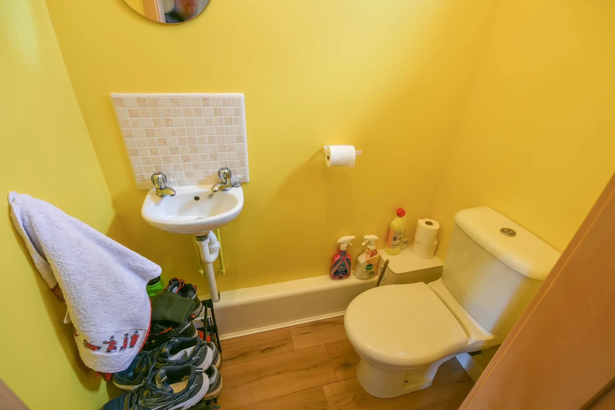 property photo 8 of 16