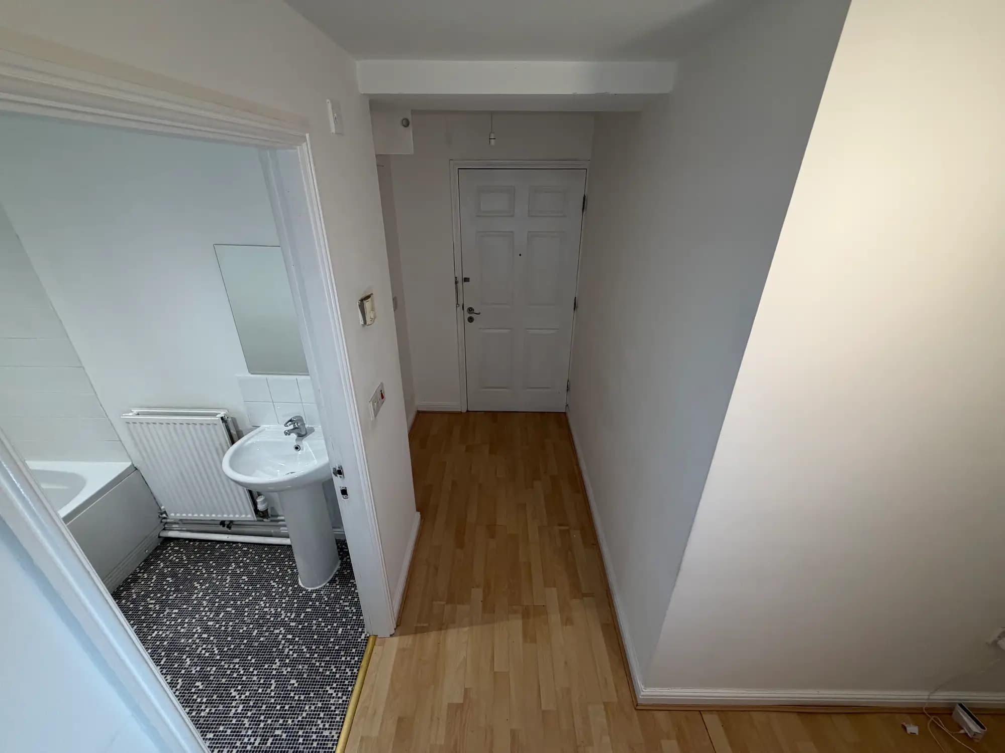 property photo 20 of 25