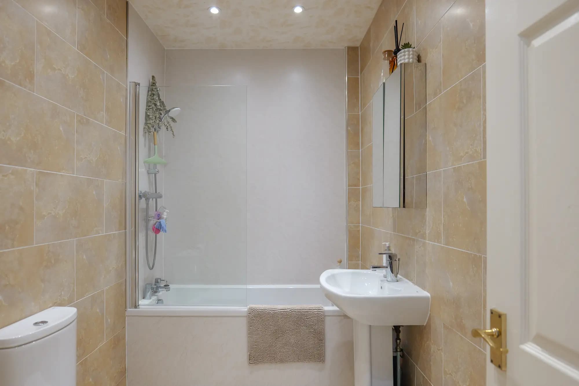 property photo 12 of 31