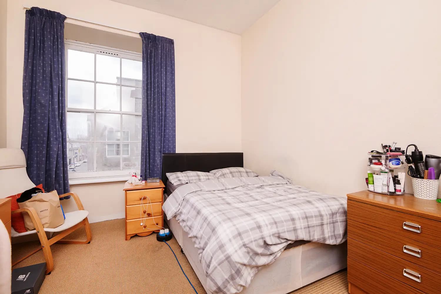 property photo 12 of 13