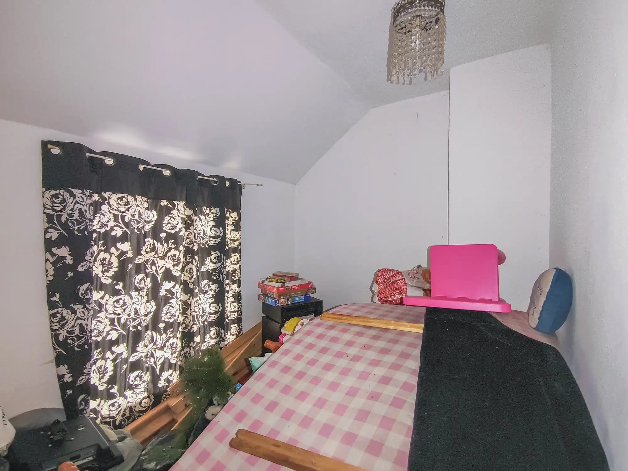 property photo 10 of 12