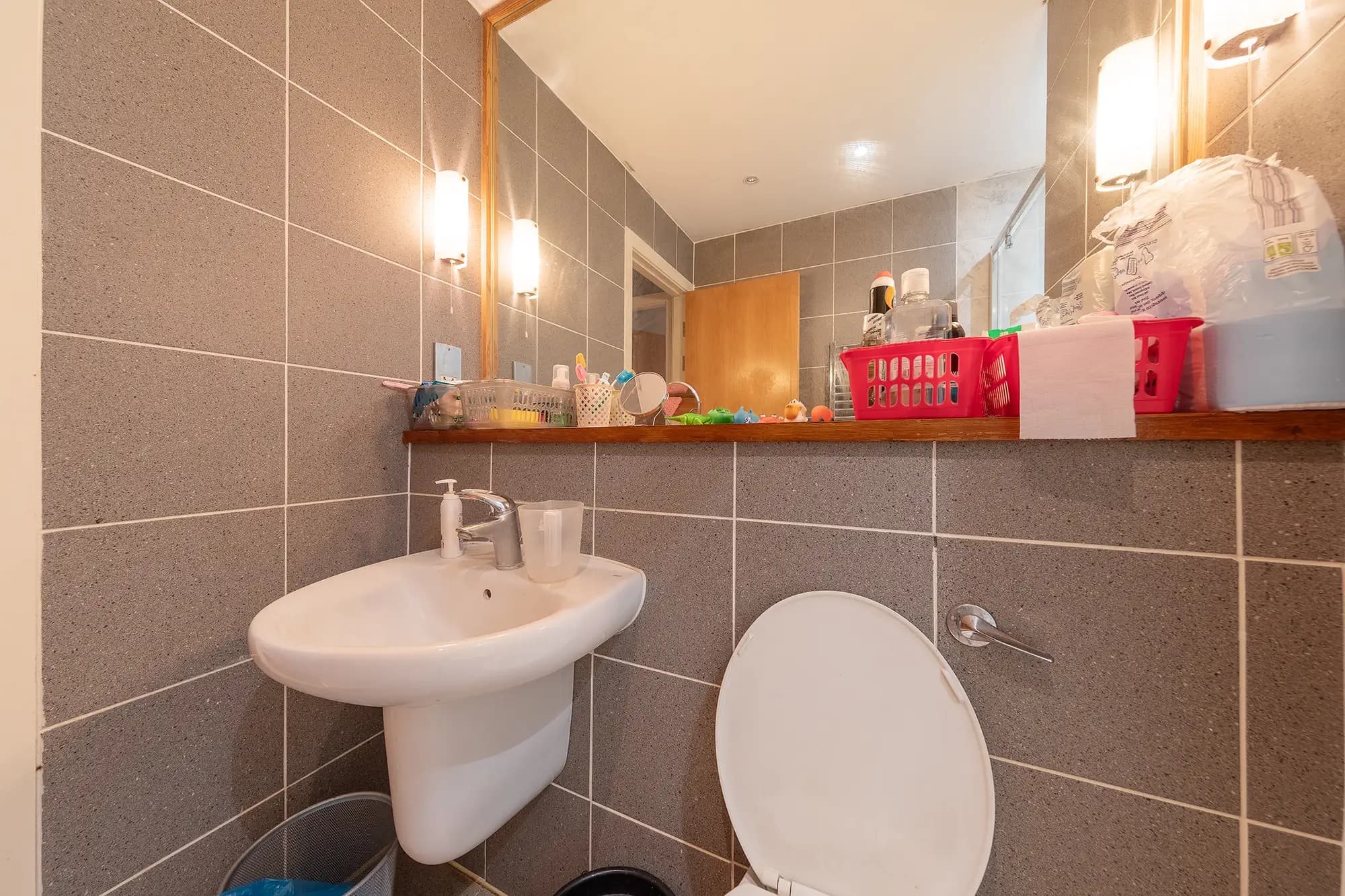 property photo 10 of 23