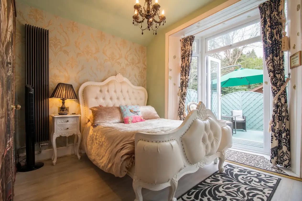 property photo 16 of 35