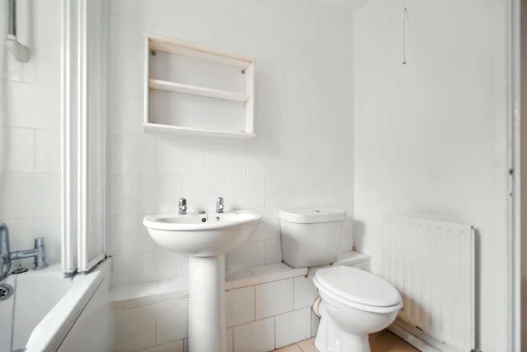 property photo 6 of 19