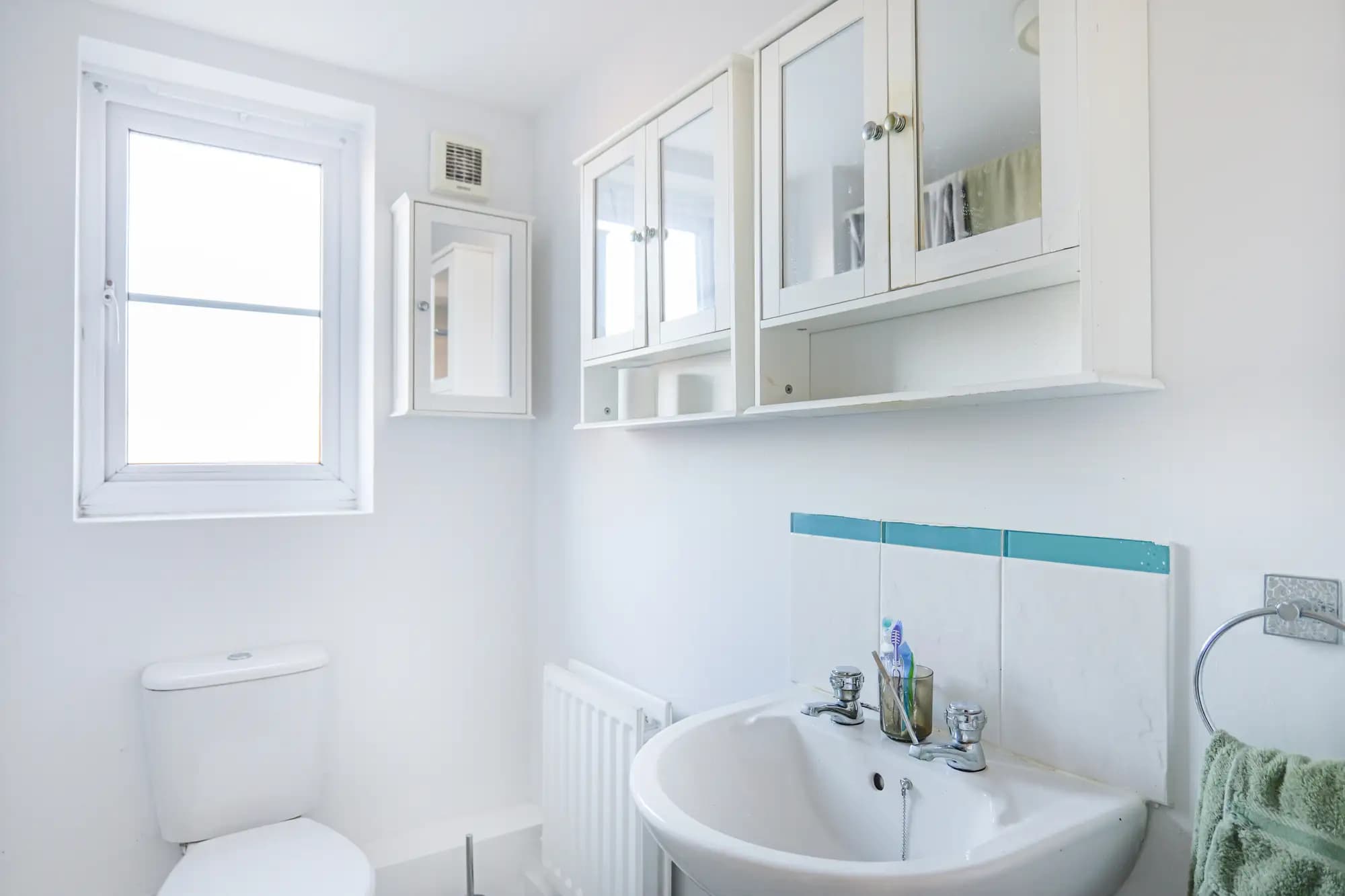 property photo 6 of 20