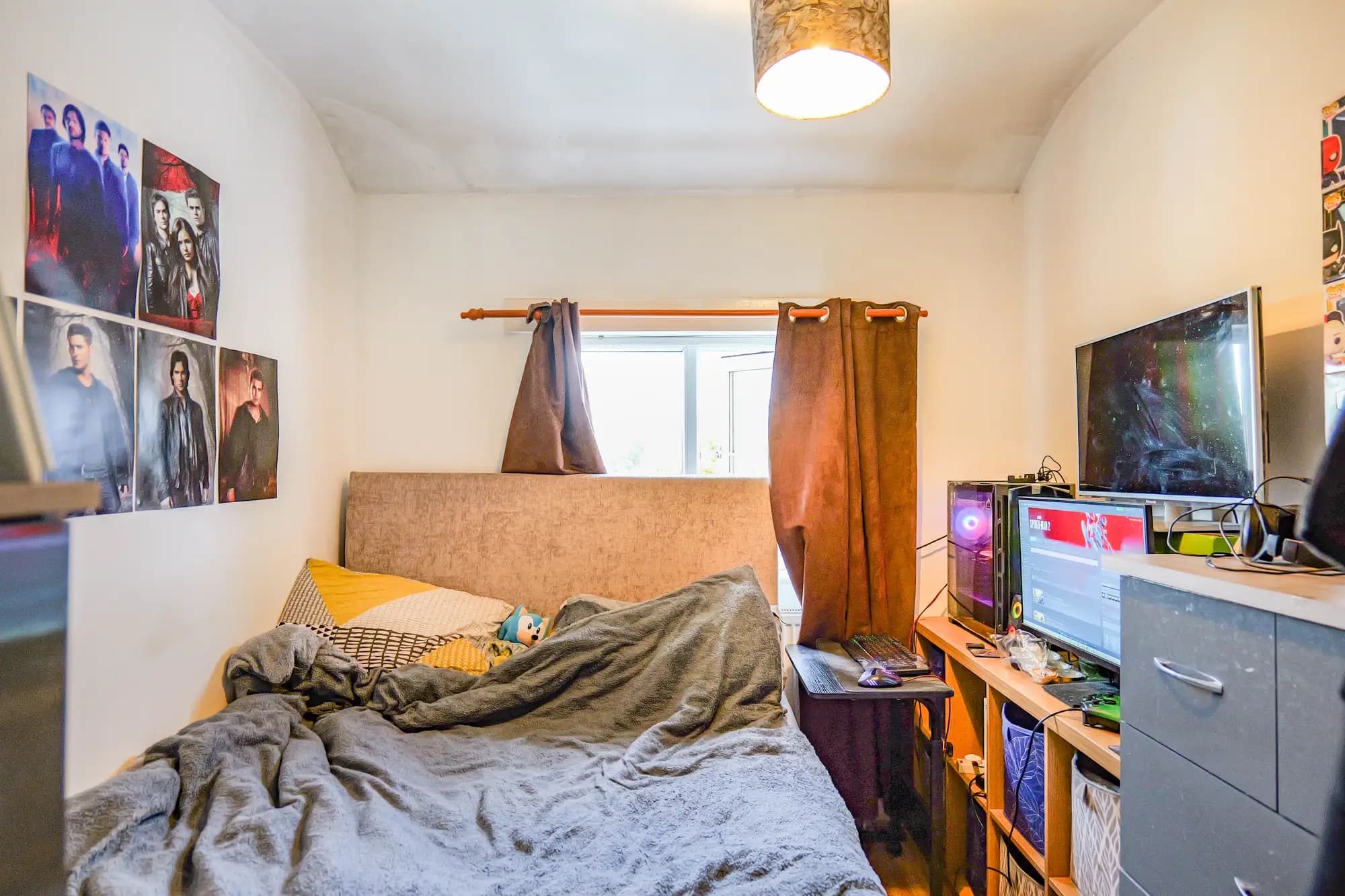 property photo 10 of 15