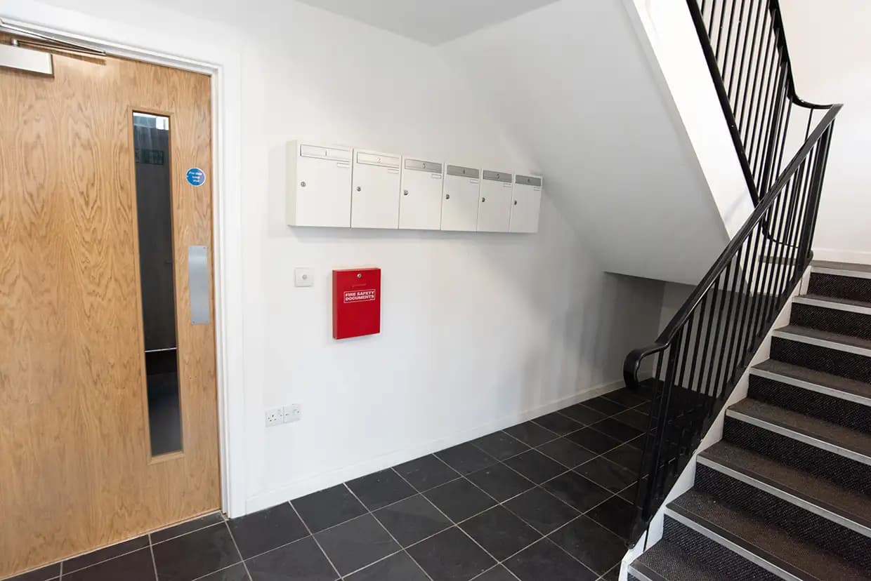 property photo 16 of 21