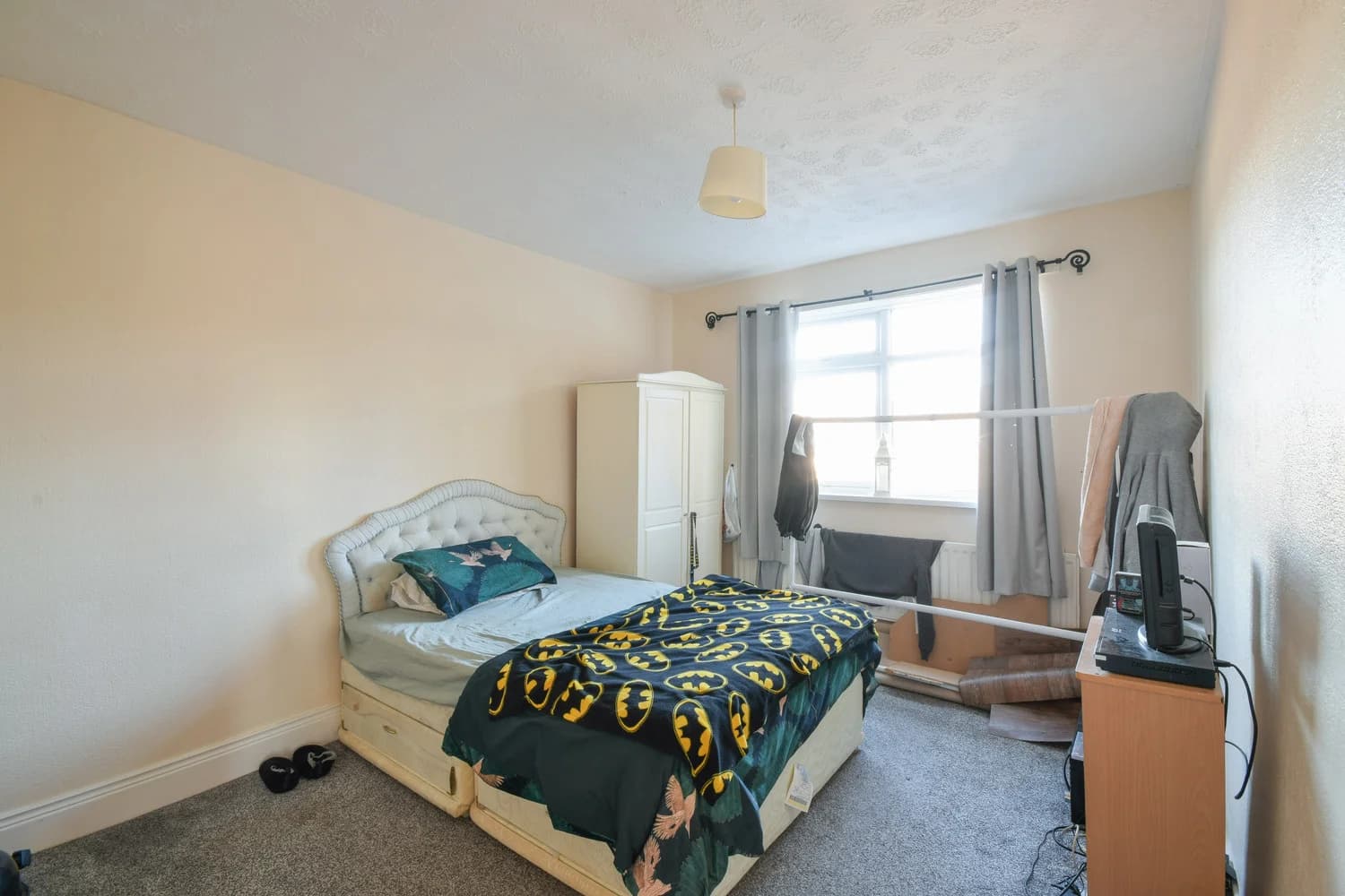 property photo 7 of 12