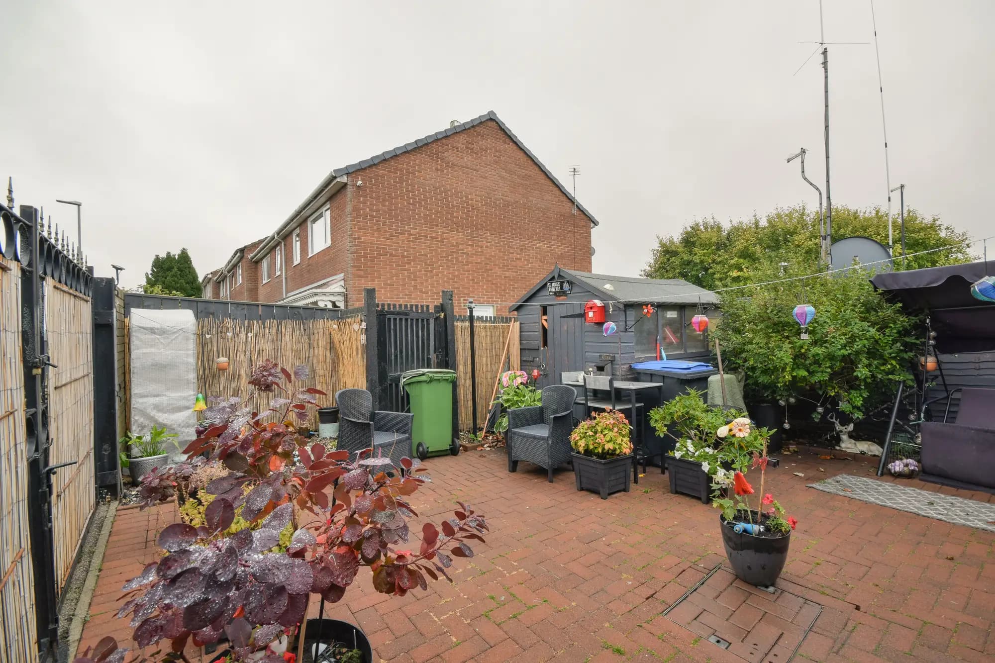 property photo 14 of 15