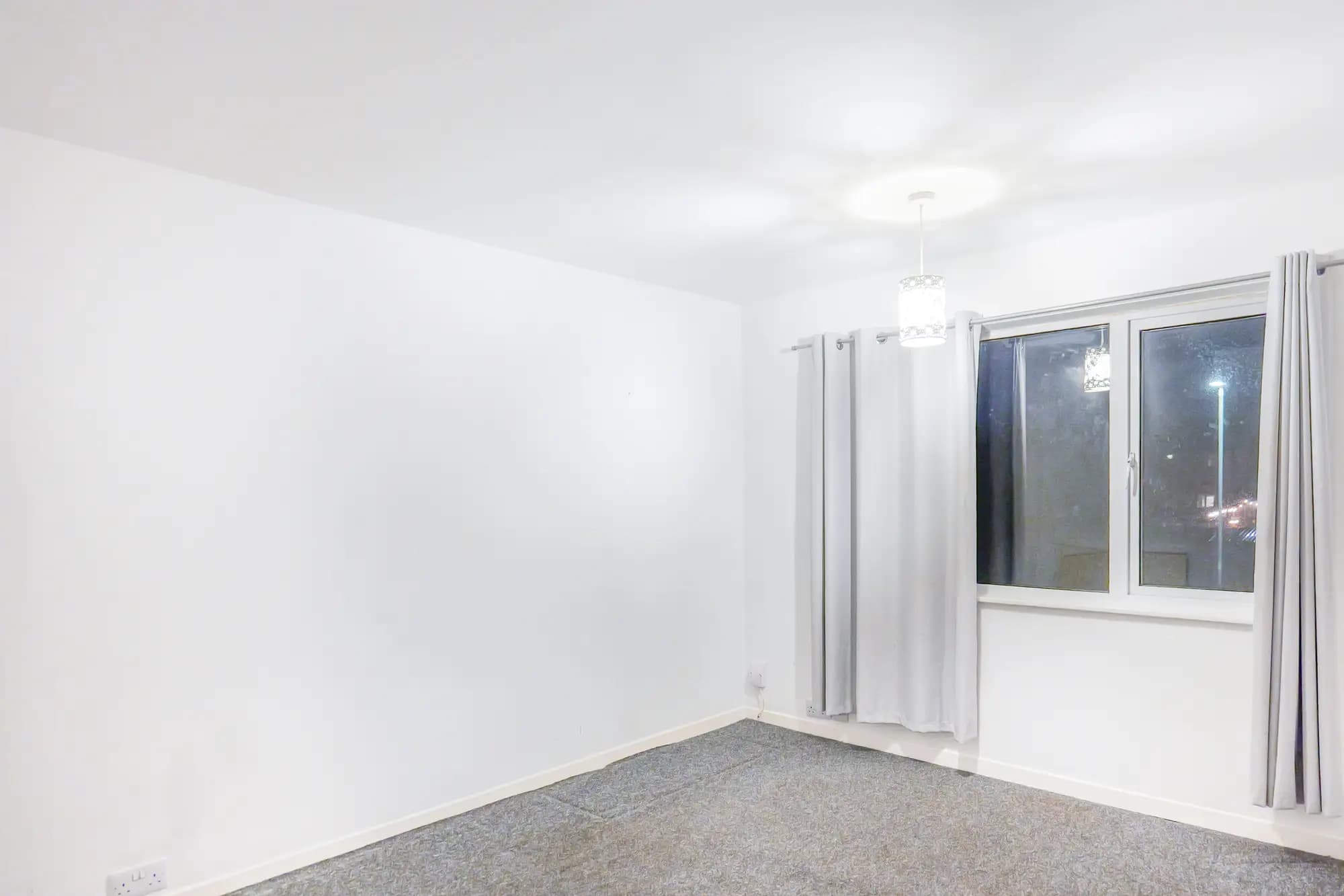 property photo 14 of 20