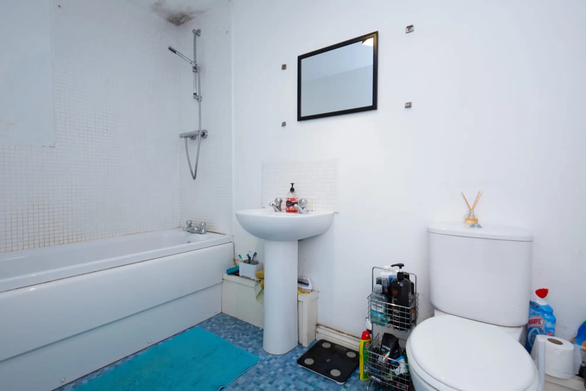 property photo 10 of 14