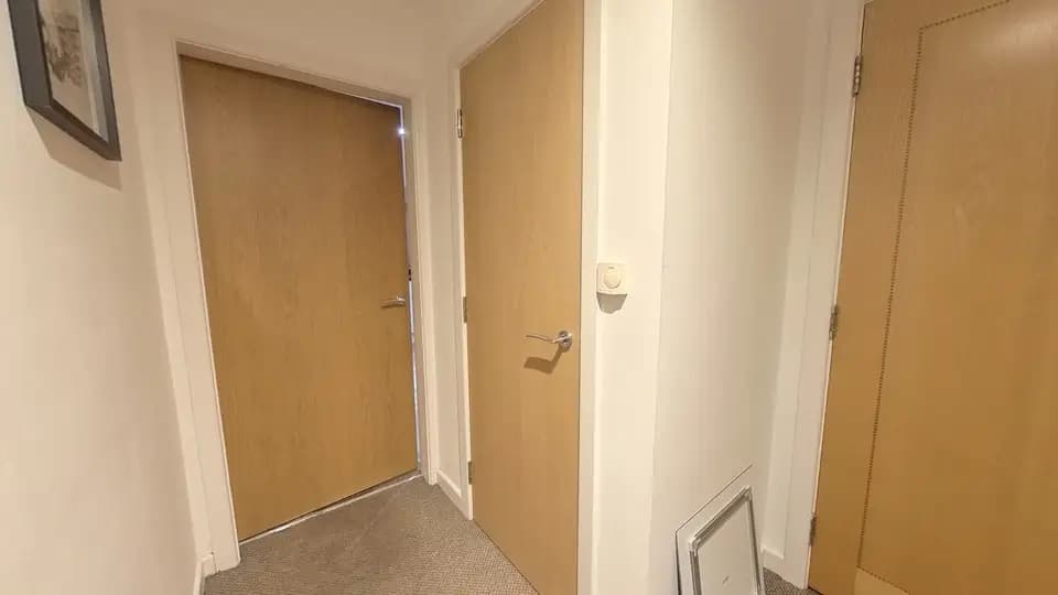 property photo 21 of 26
