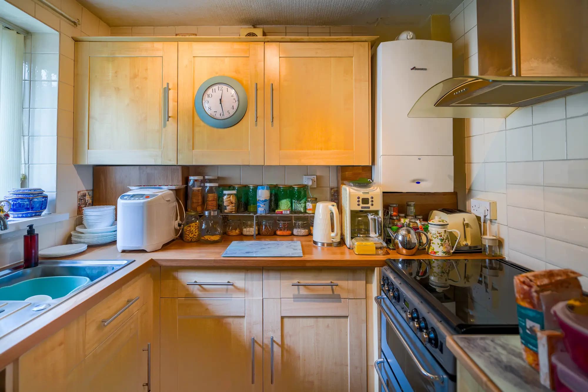 property photo 6 of 16