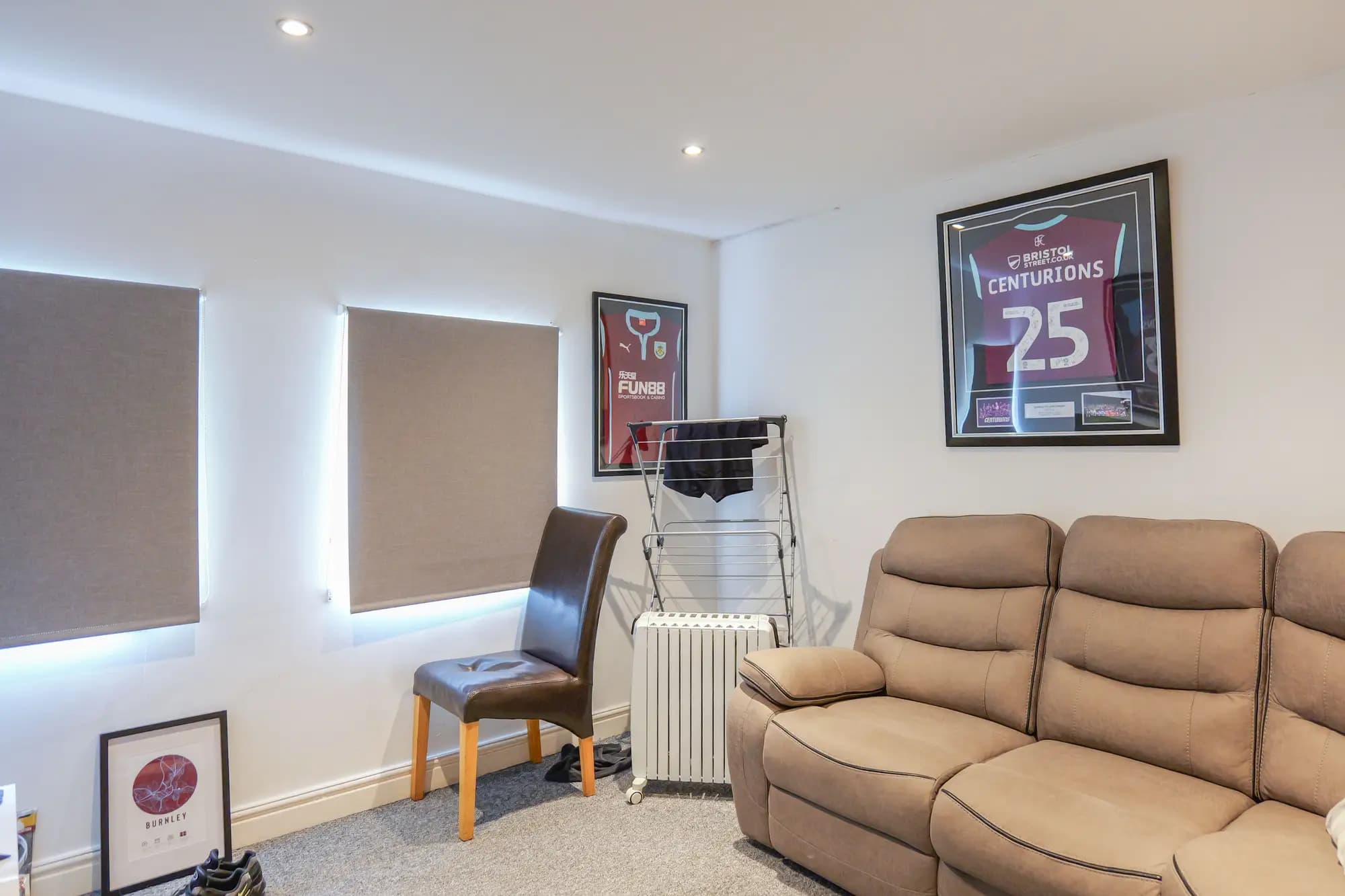 property photo 4 of 16