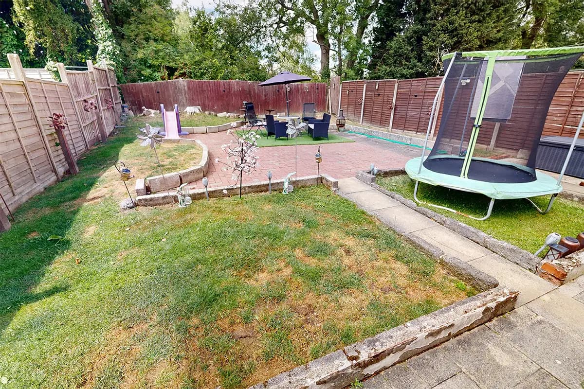 property photo 31 of 35