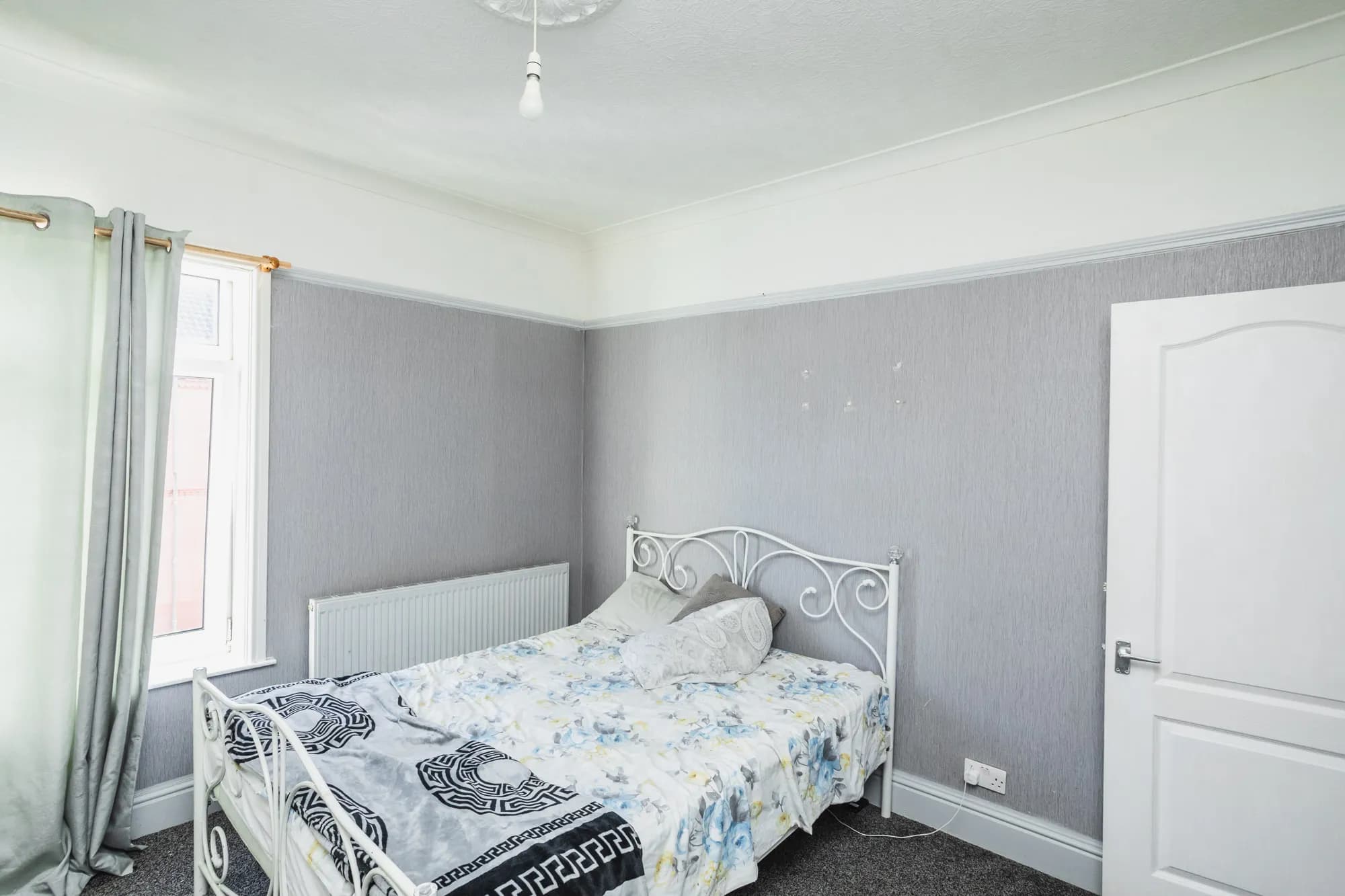 property photo 18 of 29