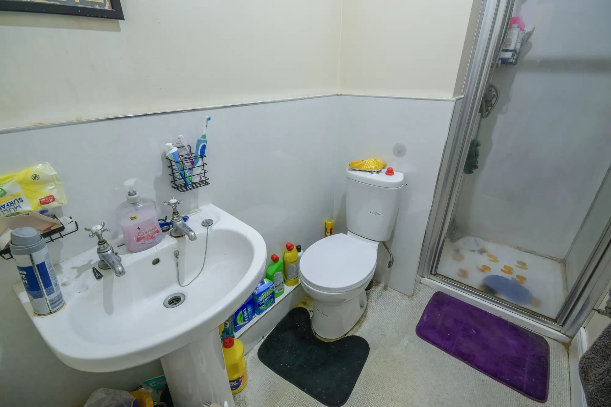 property photo 8 of 13
