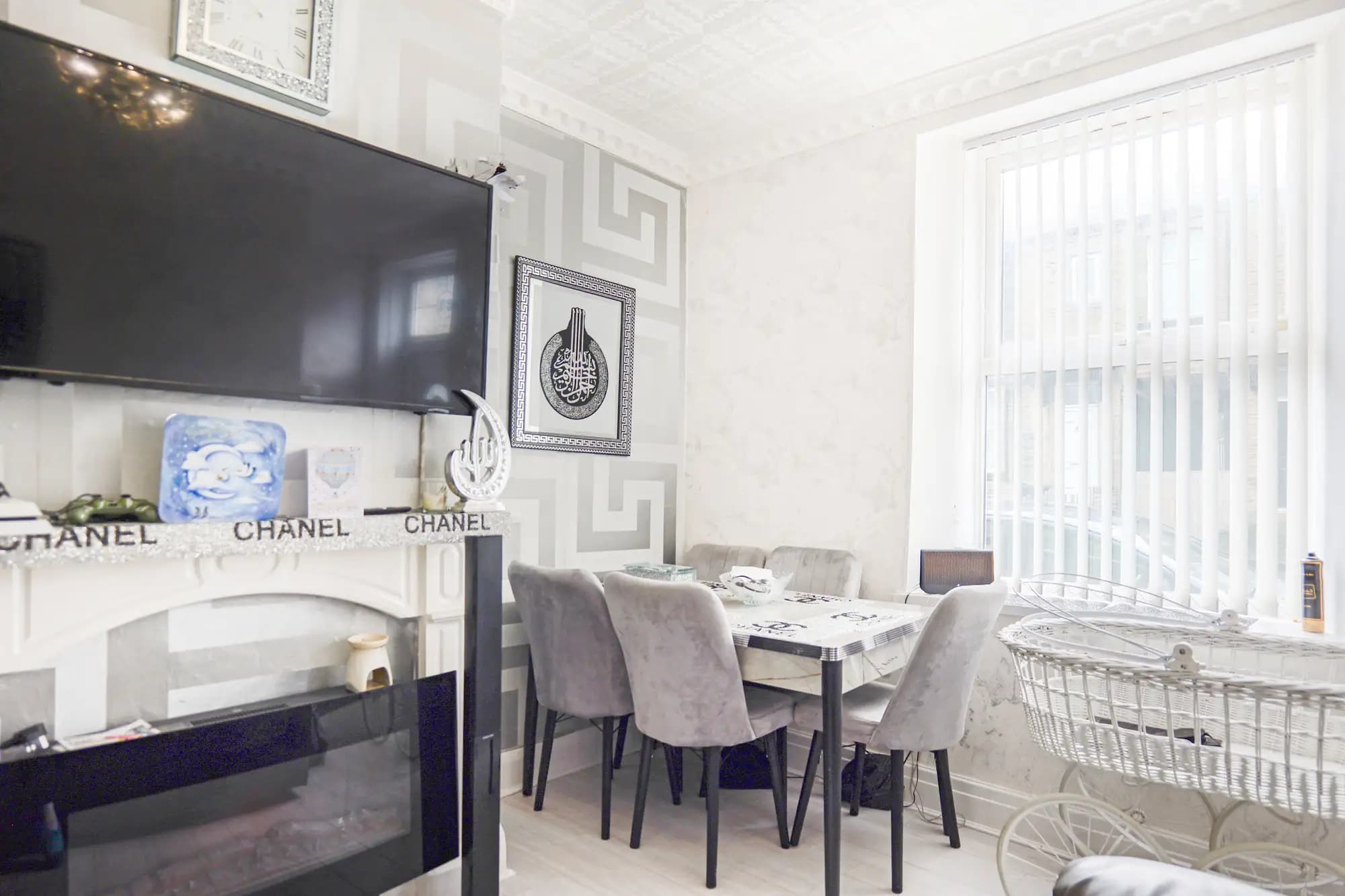 property photo 4 of 20