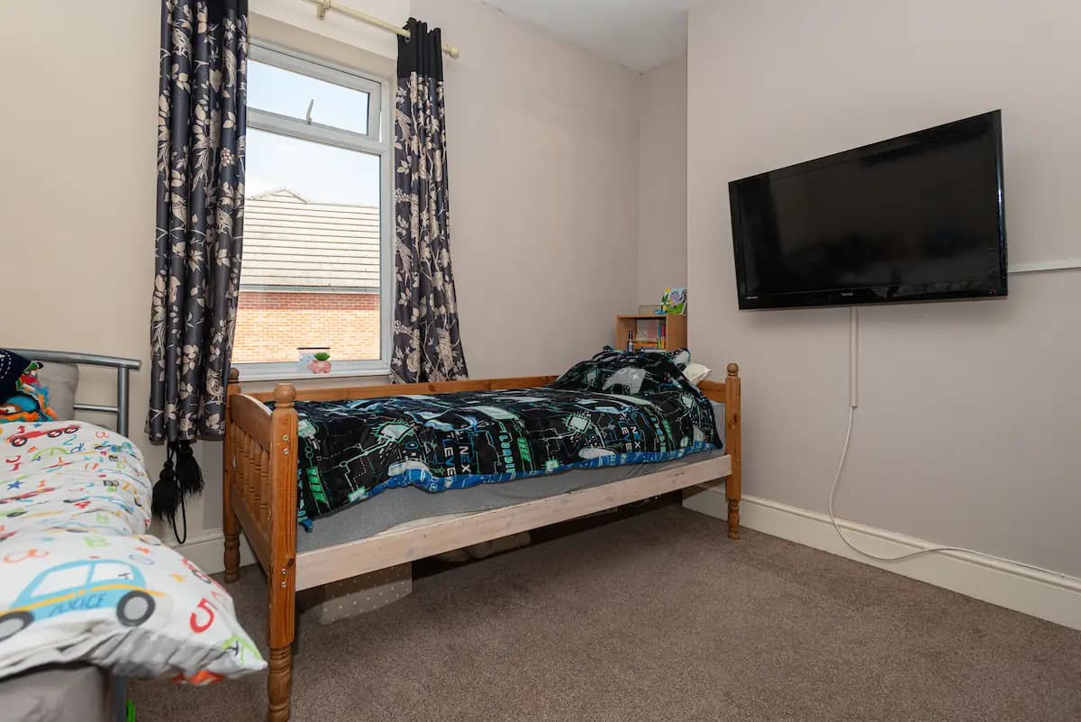 property photo 28 of 55