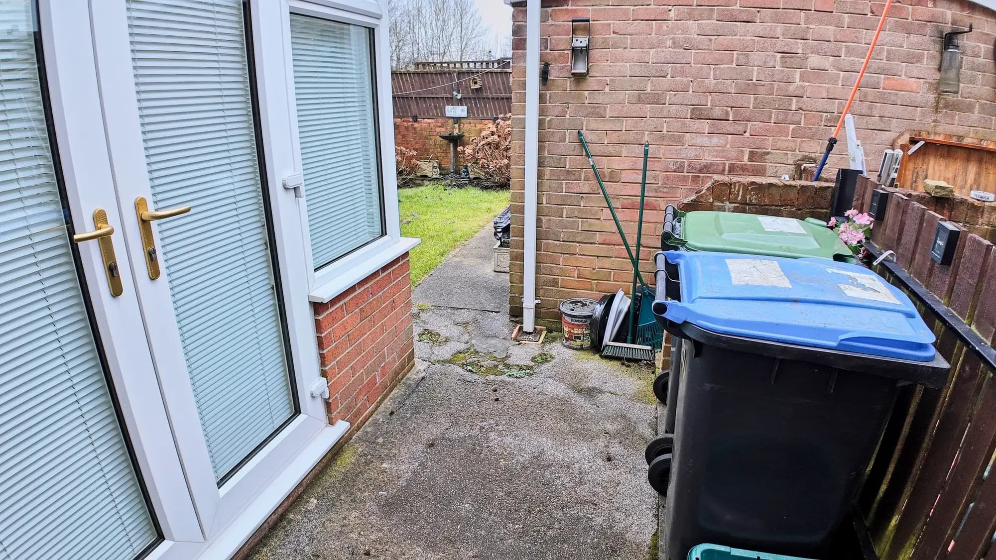 property photo 19 of 23