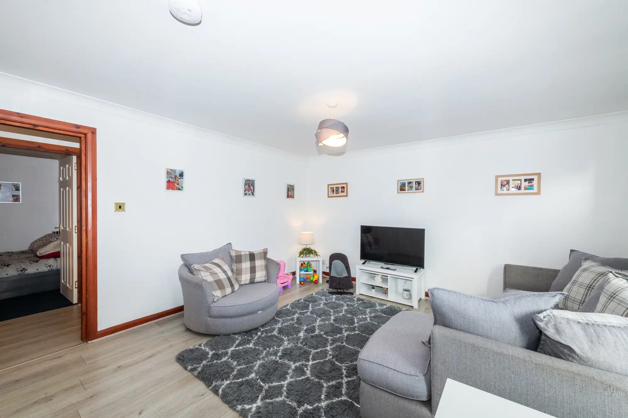 property photo 3 of 26