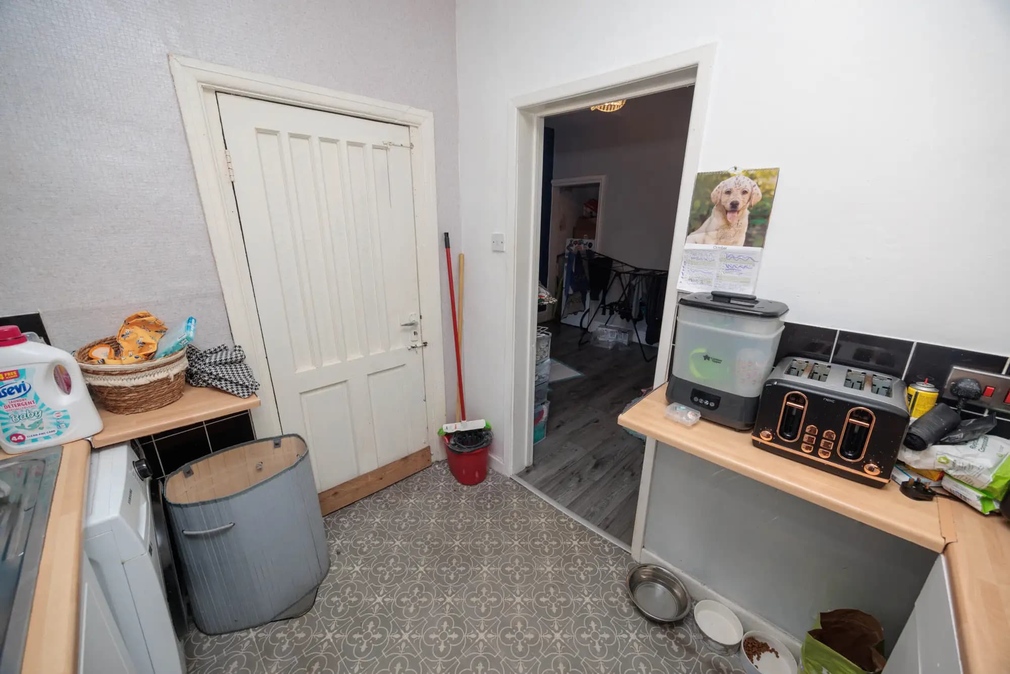 property photo 8 of 25
