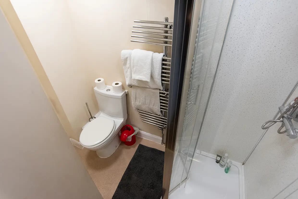 property photo 25 of 58