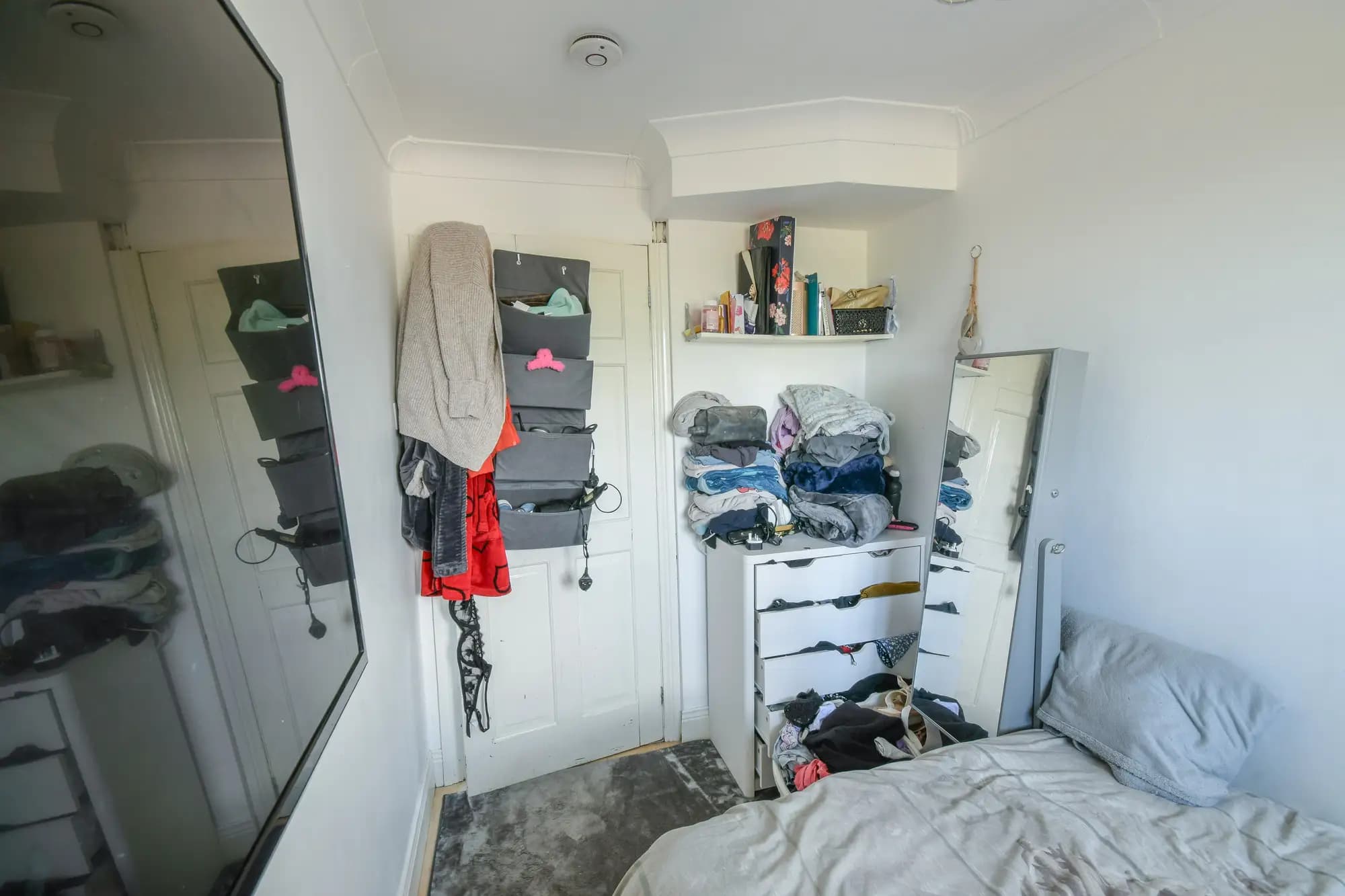 property photo 10 of 18