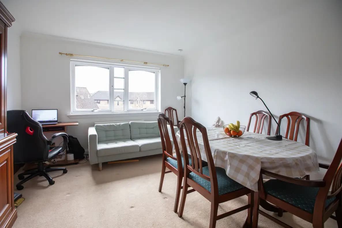 property photo 3 of 43