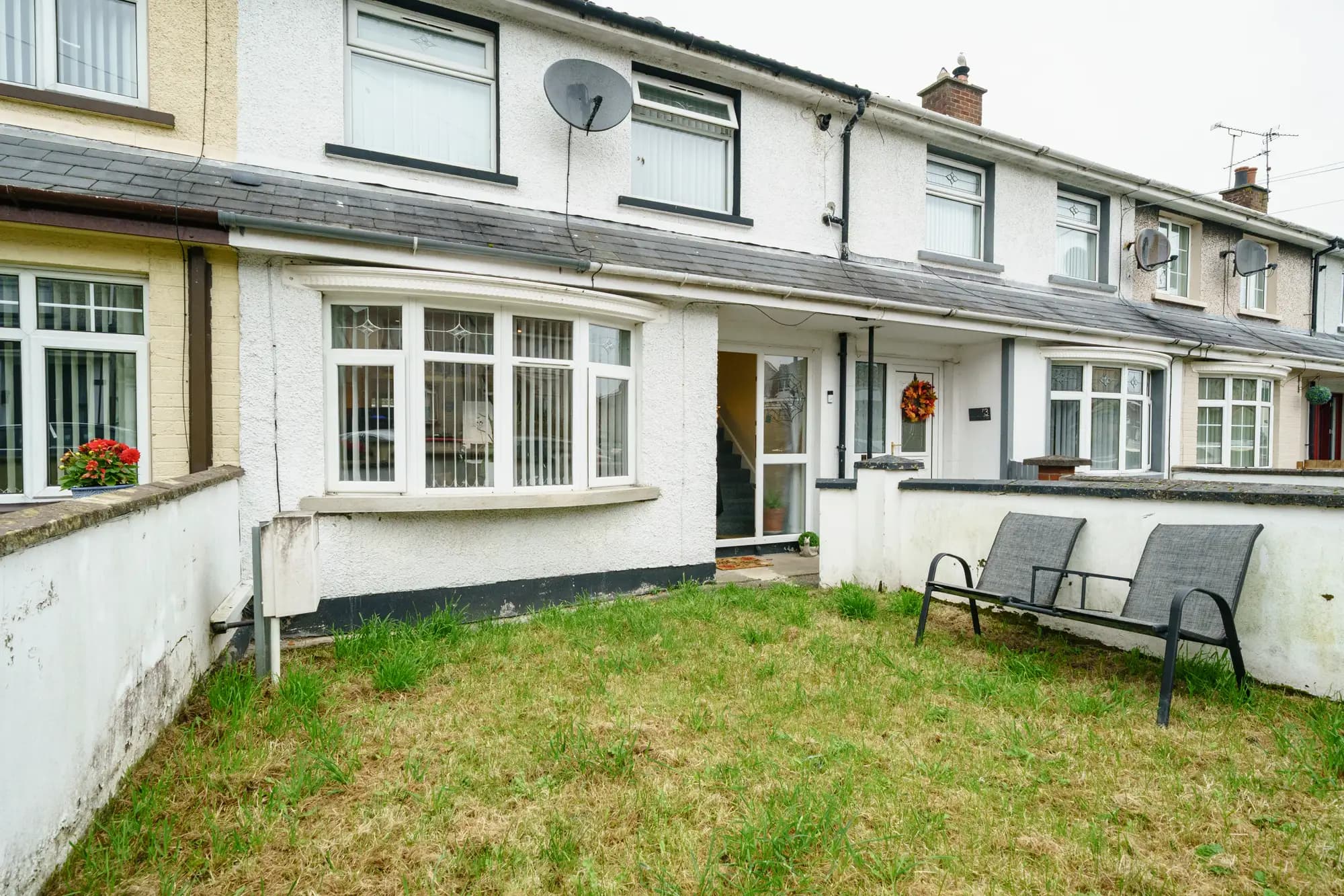 property photo 1 of 32