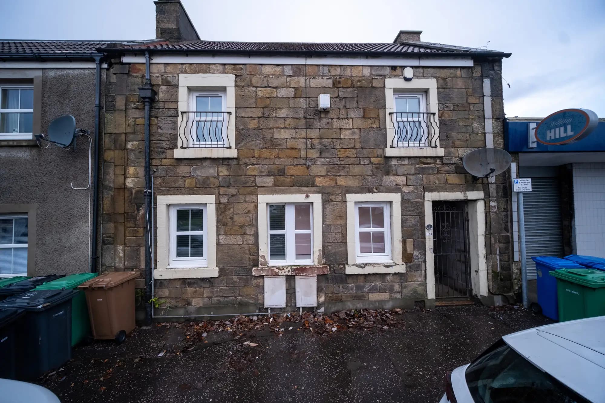property photo 1 of 16